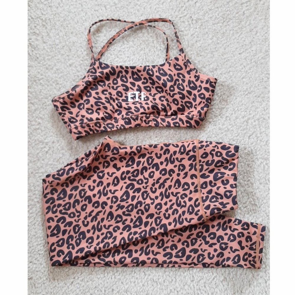 2 piece workout set.